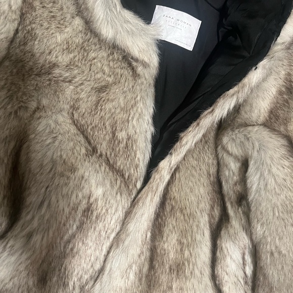 Zara hoodie fur coat - Picture 3 of 4